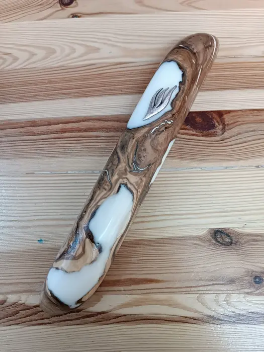 46 בית מזוזה 12 עץ זית אפוקסי לבן