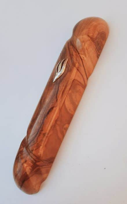 24-2 מזוזה 12 עץ זית וחריטה