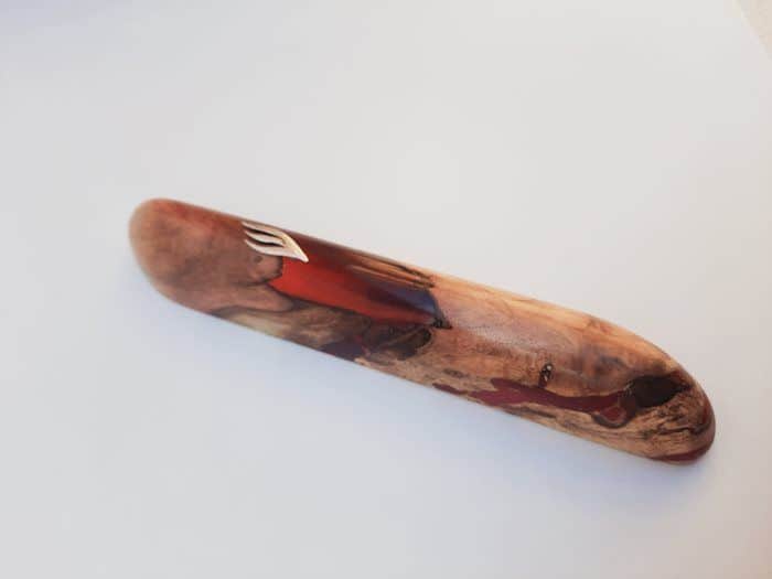 28-4 מזוזה 15 עץ חרוב ואפוקסי אדום