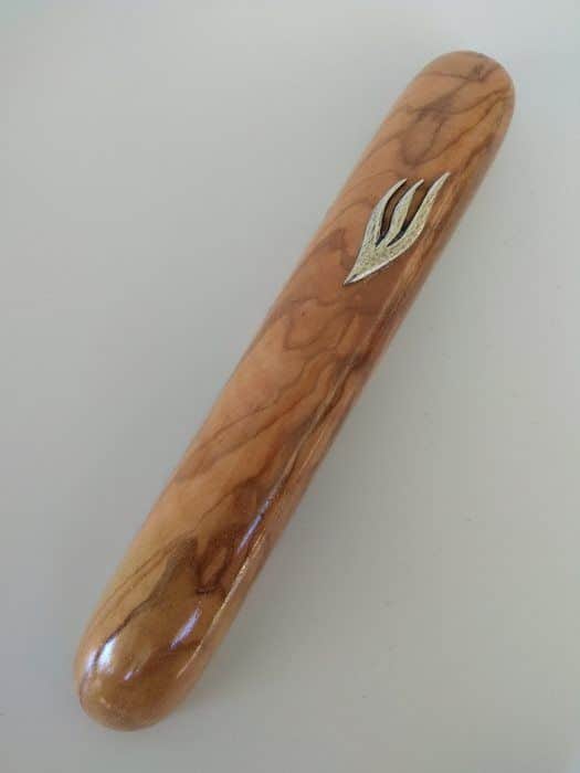 34 מזוזה 12 עץ זית