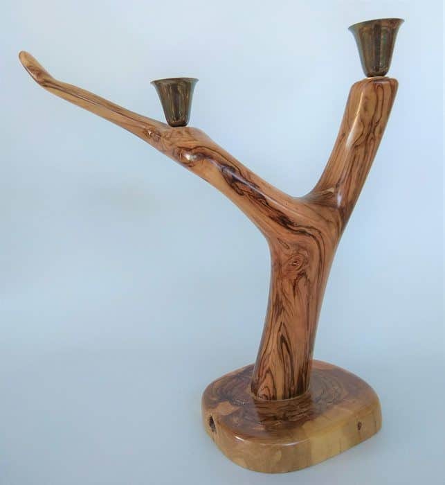 CA2-3 פמוט עץ זית עם כנים